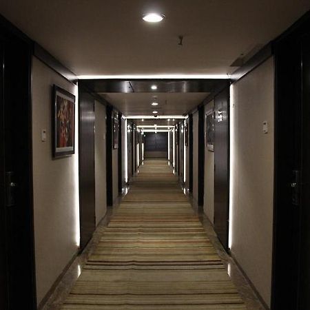 Hotel Siesta Hinjewadi Pune Eksteriør bilde
