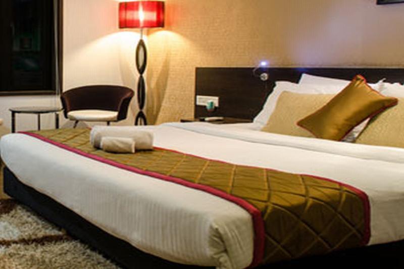 Hotel Siesta Hinjewadi Pune Eksteriør bilde
