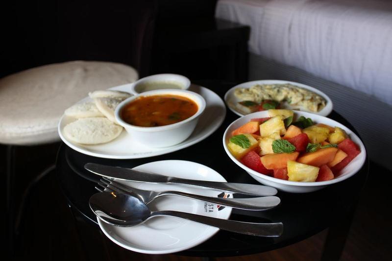 Hotel Siesta Hinjewadi Pune Eksteriør bilde